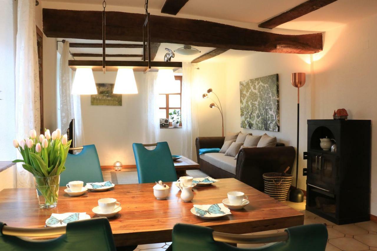 Alte Pfarre Gudensberg Apartment Ngoại thất bức ảnh